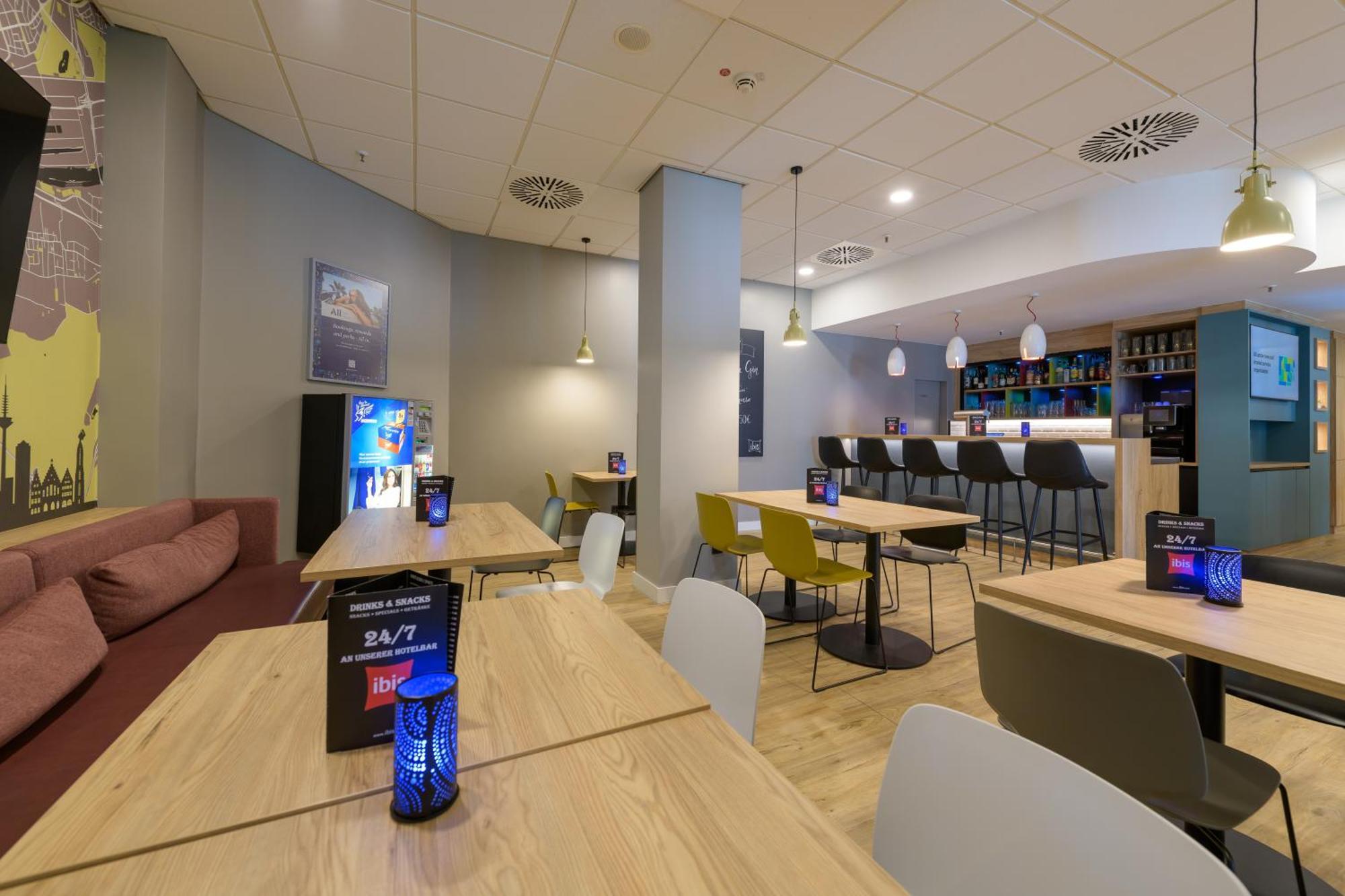 Ibis Hotel Frankfurt Messe West Fráncfort del Meno Exterior foto