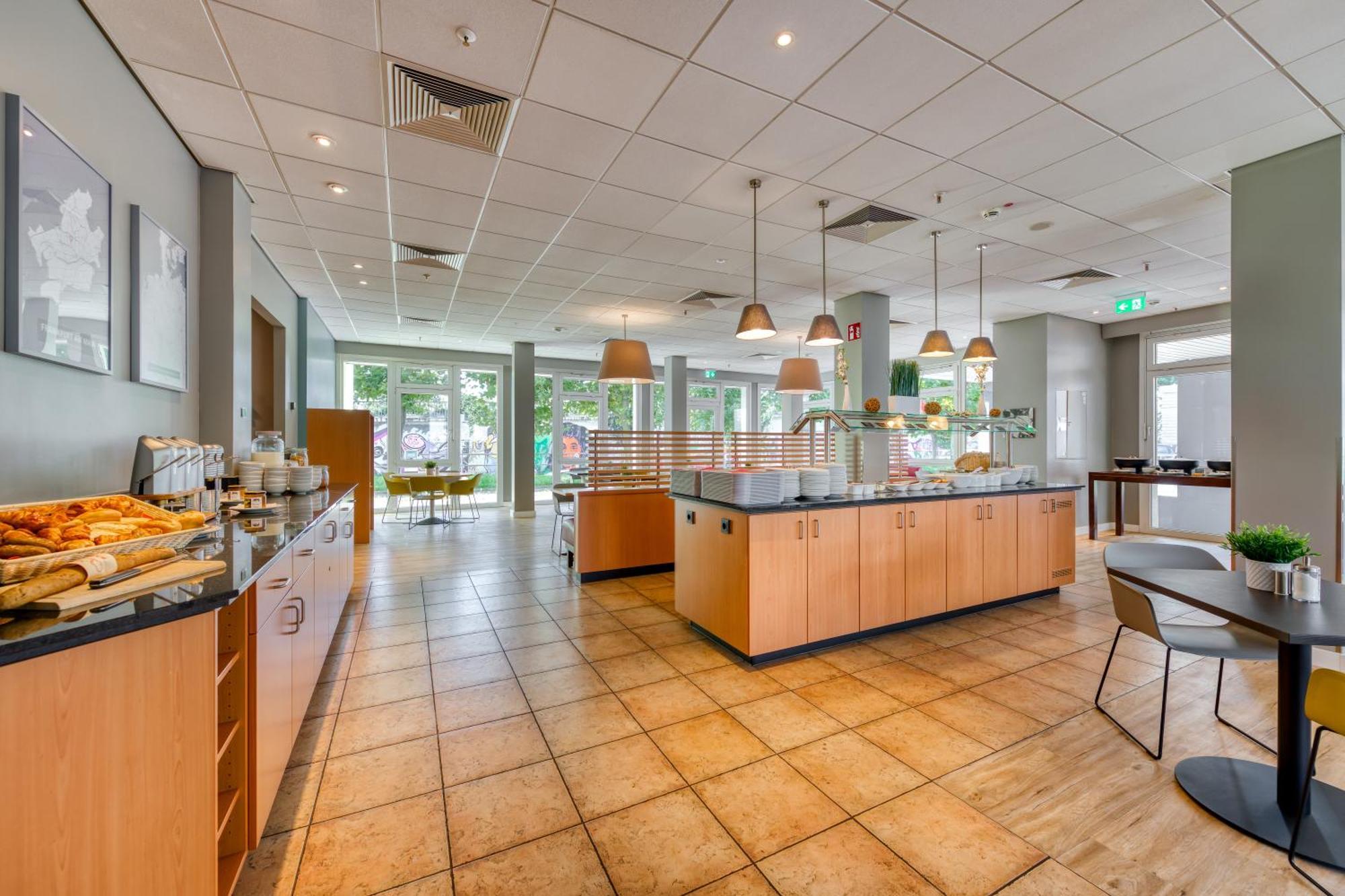 Ibis Hotel Frankfurt Messe West Fráncfort del Meno Exterior foto