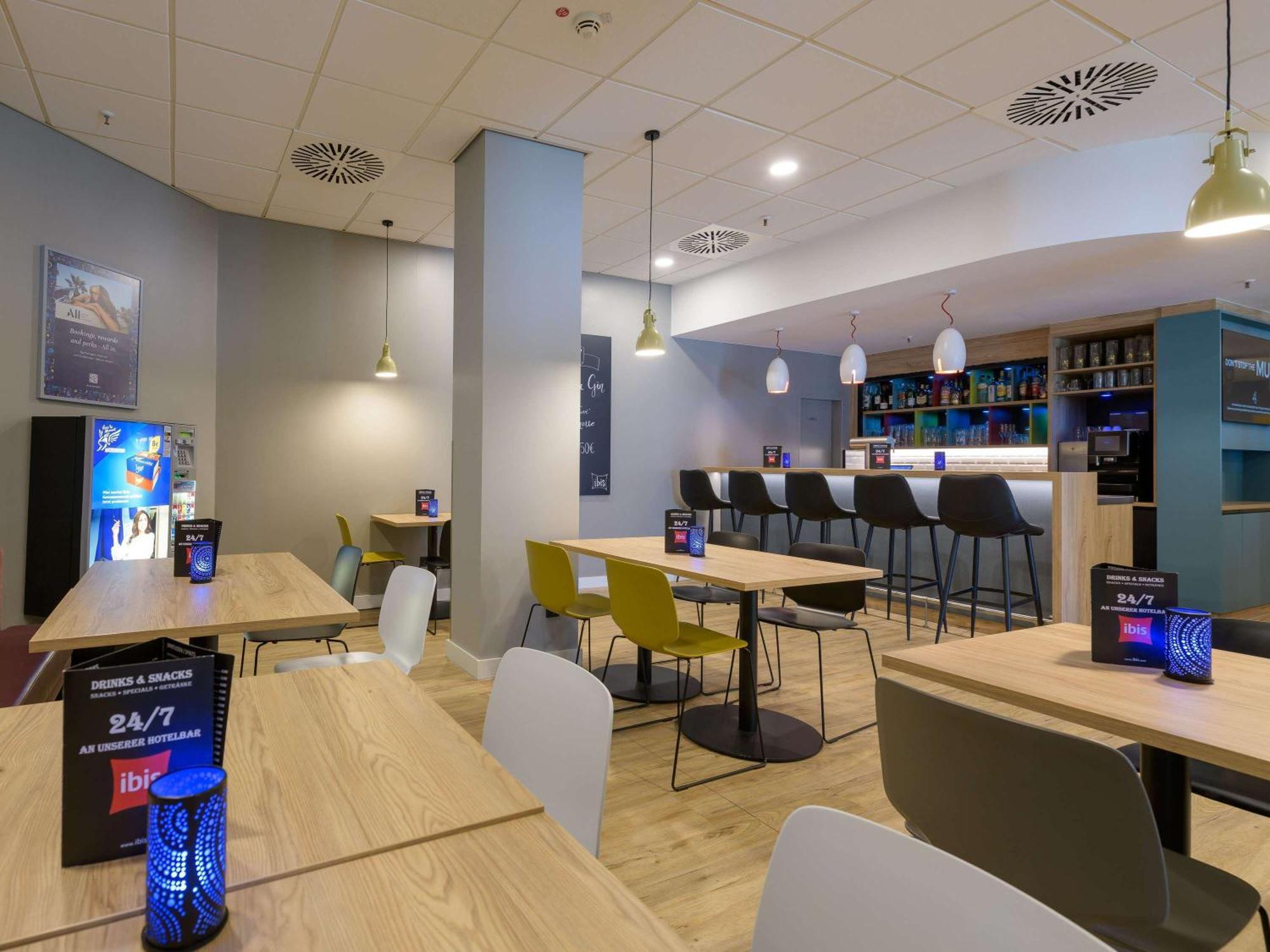 Ibis Hotel Frankfurt Messe West Fráncfort del Meno Exterior foto